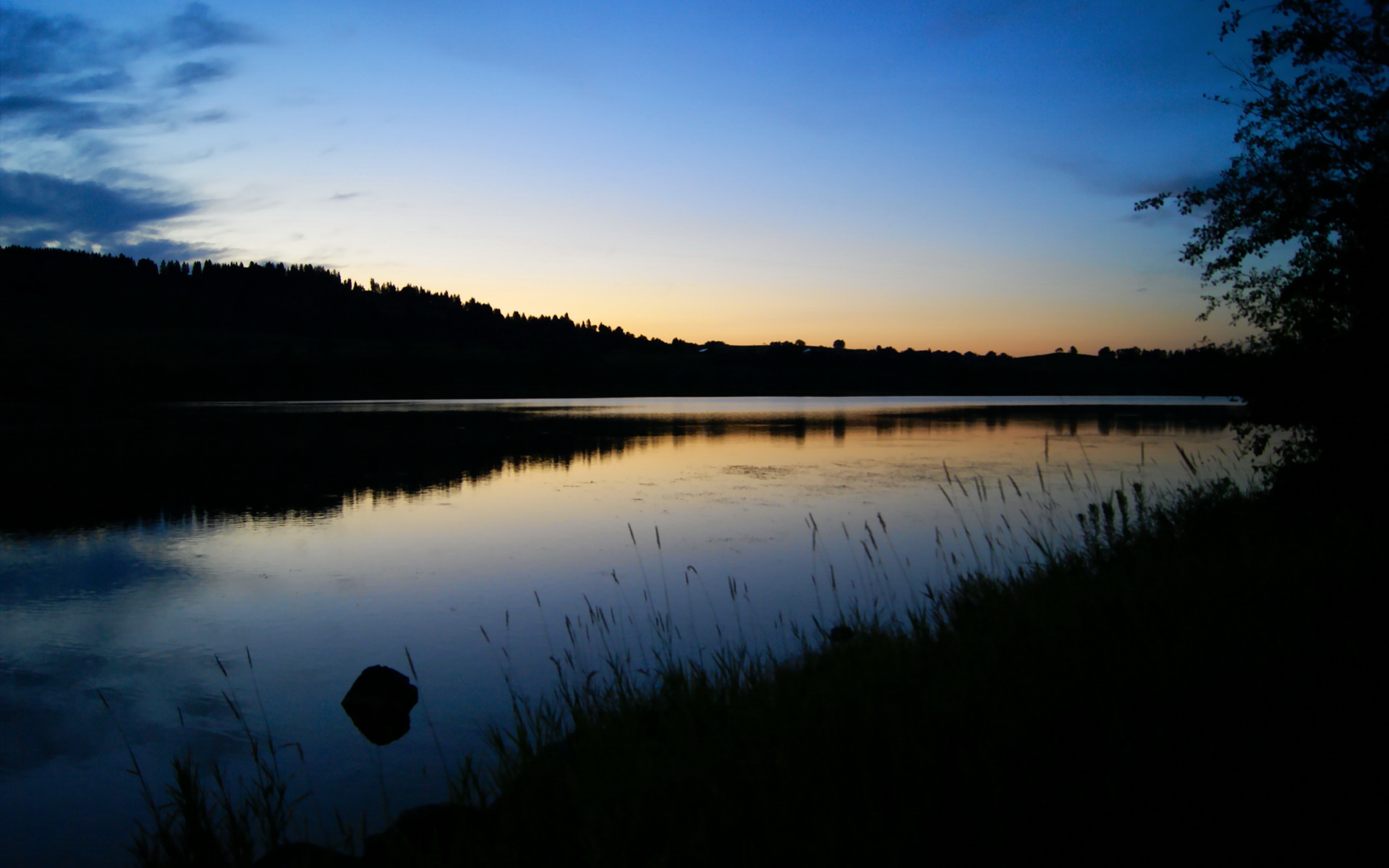 Kaiyun(中国)开云-斯洛特注重防守，提升球队防守稳定性，斯洛克防守大师