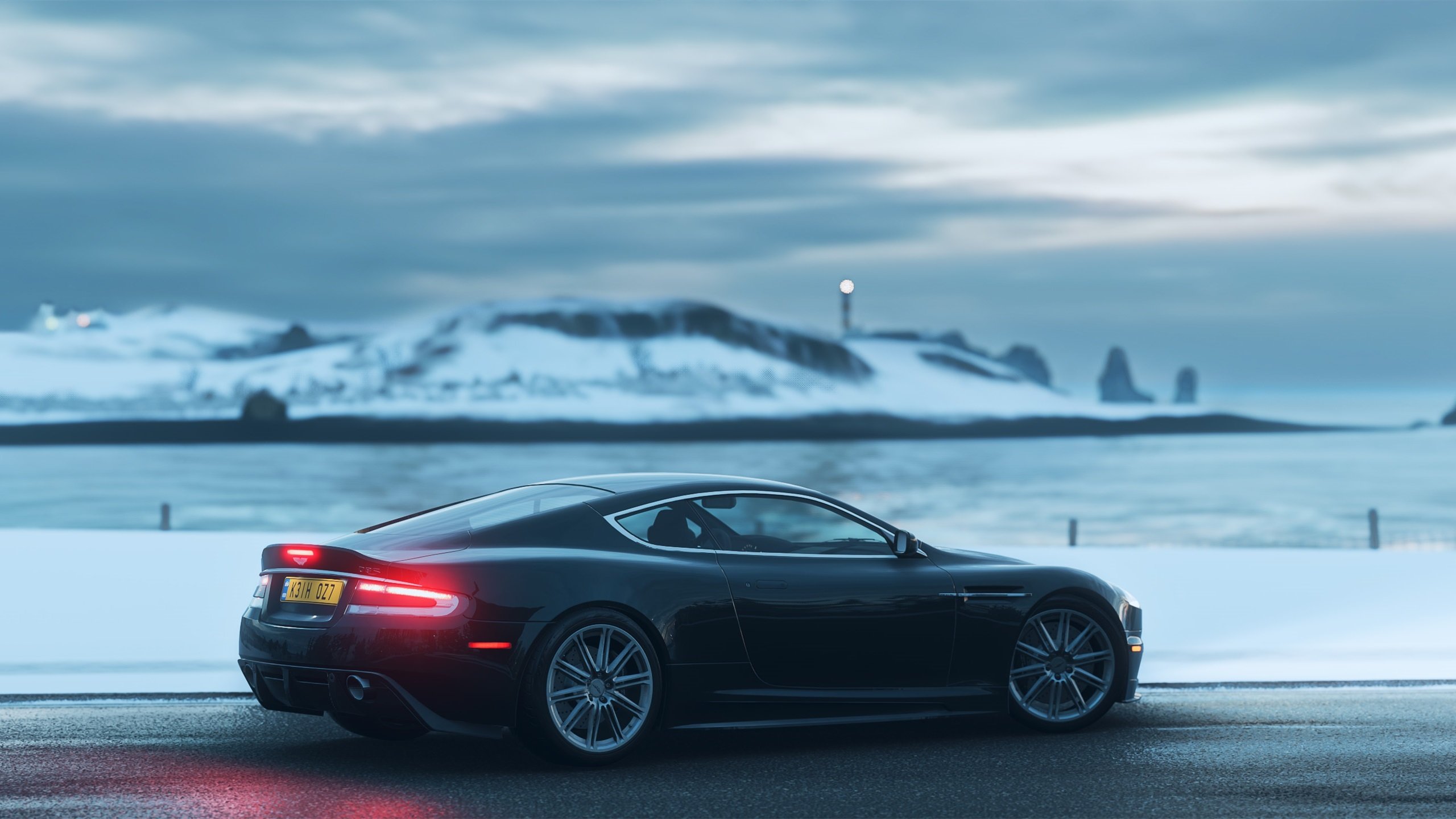 KAIYUNAPP-边裁是否应使用更多智能设备辅助判罚，边裁和裁判是什么关系